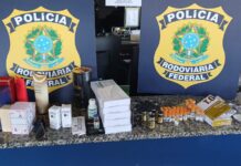 PRF flagra anabolizantes e abortivos escondidos no câmbio de carro na BR-101