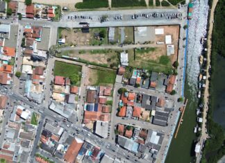 Trecho de Praia da Barra fica interditado para canteiro de obras do alargamento da praia
