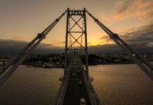 Ponte Hercílio Luz tem alterações de circulação de pessoas e veículos para a virada do ano