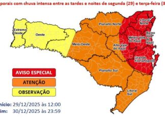 Temporais com chuva intensa elevam risco para alagamentos e deslizamentos em Santa Catarina