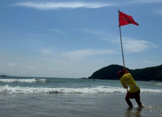 Maioria dos afogamentos no mar ocorre em áreas de corrente de retorno, alertam bombeiros militares de Santa Catarina