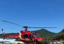 Adolescente é resgatado após afogamento na Praia da Faceira, em Penha