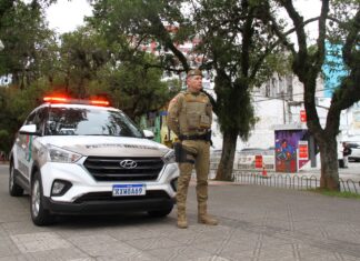 Polícia aplica mais de 4,7 mil multas por uso de drogas em locais públicos em Santa Catarina