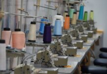 Carreta Senai inicia cursos de corte e costura e modelagem de bases