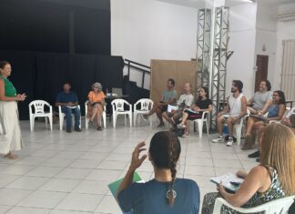 Fundação de Cultura de Balneário Piçarras reúne instrutores para alinhar oficinas artísticas e culturais de 2026