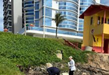 Moradores denunciam despejo irregular de esgoto na orla de Barra Velha