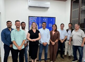 Comitiva de Balneário Piçarras realiza agenda técnica no INPH e visita modelos de revitalização no Espírito Santo