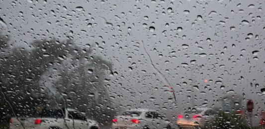 Frente fria mantém risco de temporais em Santa Catarina nesta quarta; frio ganha força nos próximos dias