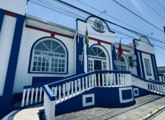 Prefeito de Penha envia à Câmara projeto que garante revisão salarial, reajuste e atualização de pisos do magistério e da saúde