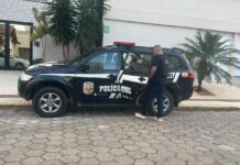 Polícia Civil cumpre mandado de busca e apreensão contra investigado por apologia ao nazismo em Navegantes