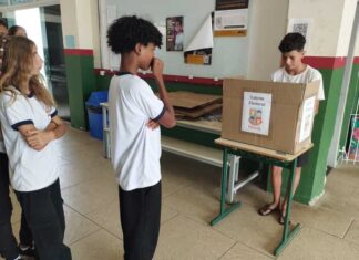 Escolas de Penha realizam eleições para a Câmara Mirim 2026