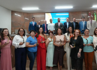 Câmara de Balneário Piçarras homenageia mulheres com o prêmio Mulher Destaque 2026