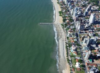 Obra de alargamento da Praia Central será concluída nesta sexta-feira (10/04)