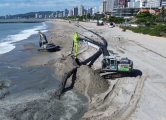Obra de alargamento de 2,4 km da Praia Central de Balneário Piçarras é concluída