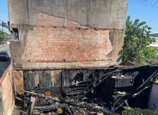 Família perde tudo em incêndio e precisa de doações
