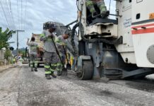 Secretaria de Obras inicia recuperação asfáltica da Rua Júlia da Costa Flores