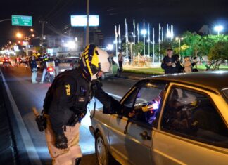 PRF reforça presença nas rodovias para feriado de Tiradentes 2026