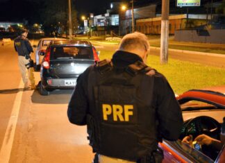 Feriadão de Tiradentes: PRF flagra milhares de infrações de trânsito nas rodovias catarinenses