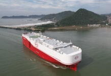Porto de Itajaí receberá 11,7 mil veículos da BYD em duas megaoperações de desembarque