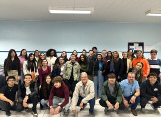 Faculdade Sinergia lança programa que aproxima alunos de Administração da realidade empresarial