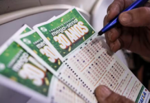 Apostas de Balneário Piçarras, Barra Velha e Penha acertam a quadra na Mega-Sena 30 anos