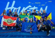 Estudantes da Escola SESI de Referência de Itajaí conquistam prêmio de Champion’s Award Finalist em Mundial de Robótica nos EUA
