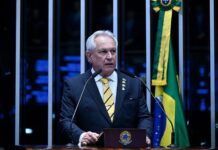 Luciano Hang acompanha posse de Hermes Klann em Brasília