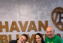 Colaboradora da Havan entra para o RankBrasil como a mulher mais idosa do país contratada com carteira assinada