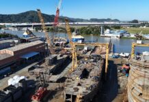 Presidente Lula participa de visita às obras de embarcações da Petrobras em Itajaí