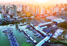 Com US$ 4,3 milhões em exportações de barcos, Itajaí lidera como polo náutico e recebe um dos maiores eventos do setor da América Latina