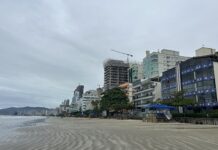 Ministério Público pede suspensão de obra de alargamento da Meia Praia e questiona estudos ambientais em Itapema