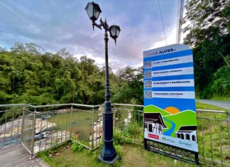Luiz Alves instala totens turísticos com QR Code para fortalecer o turismo e divulgar atrativos do município