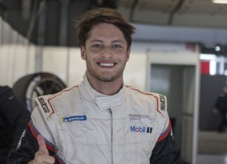 Piloto Jeff Giassi, morador de Balneário Camboriú, disputa etapa de Le Mans, da Porsche Cup Brasil