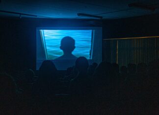 Primeira Mostra de Cinema do Atlântico Sul reúne público, escolas e comunidade em Balneário Piçarras