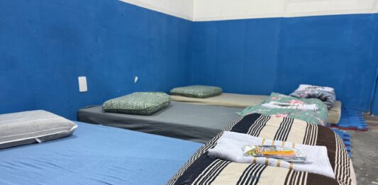 Balneário Piçarras ativa abrigo de inverno para atender população vulnerável durante onda de frio