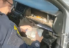 PRF intercepta automóvel recheado de drogas escondidas em caixas de som, portas, motor e painel de automóvel na BR-101