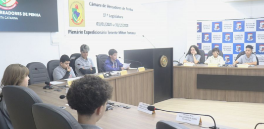 Vereadores Mirins de Penha realizam a 3ª Reunião Ordinária