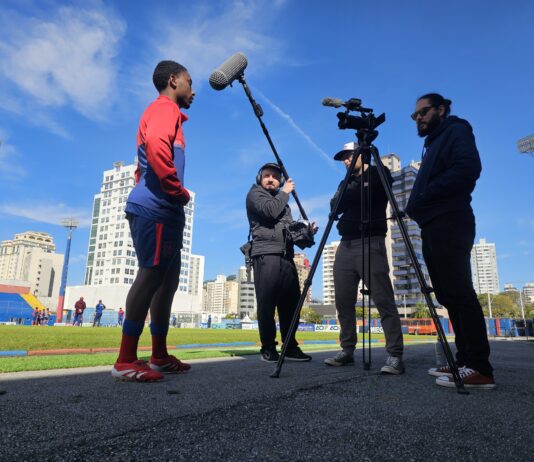 Documentário “Em Busca do Sonho – A Jornada Continua” acompanha jovens da base do Marcílio Dias na busca pelo futebol profissional
