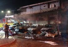 Incêndio destrói quatro viaturas da Segurança Pública de Araquari; polícia apura suspeita de incêndio criminoso
