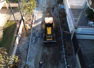 Prefeitura de Balneário Piçarras avança com obras de pavimentação em diferentes regiões da cidade
