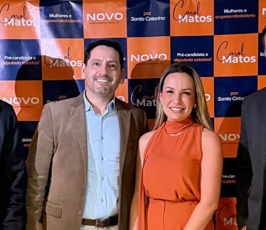 NOVO reforça projeto político para o Litoral Norte em encontro com Carol Matos