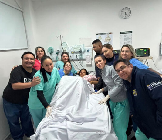 Bebê nasce dentro de carro na chegada à UPA/CIS de Itajaí