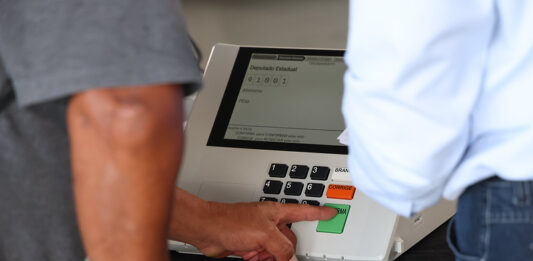Faltam 4 dias: é possível acompanhar em tempo real a totalização dos votos
