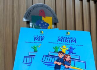 Legislativo lança cartilha que fortalece formação de jovens líderes por meio do Programa Câmara Mirim