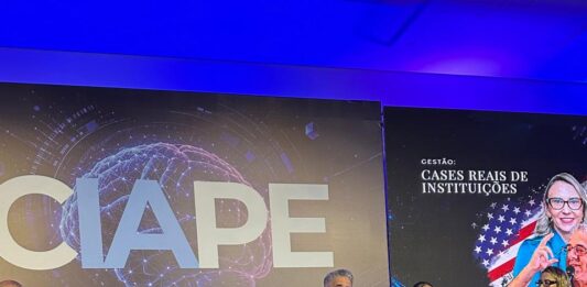 Faculdade Sinergia compartilha experiências sobre Inteligência Artificial no CIAPE 2026