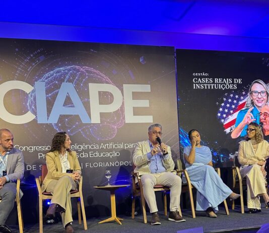Faculdade Sinergia compartilha experiências sobre Inteligência Artificial no CIAPE 2026