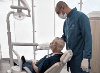 Programa Penha Sorridente já entregou 298 próteses dentárias em 2026