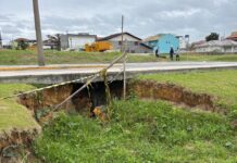 Erosão avança na Praia do Tabuleiro e moradores cobram providências após alerta da Defesa Civil