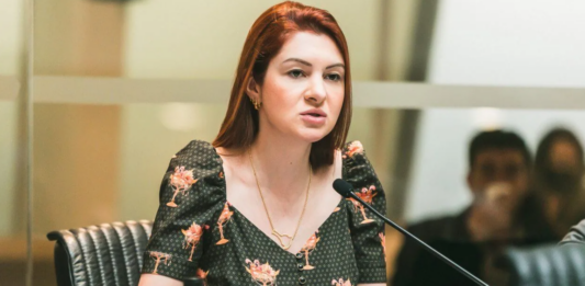 Ana Campagnolo (PL) lidera votação para deputado estadual em Balneário Piçarras