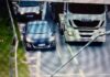 Motoristas são flagrados transitando pelo acostamento, usando celular e sem cinto na BR-101, em Itajaí